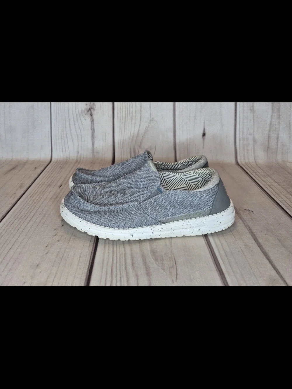 Hey Dude Men's Size 9 Thad Sox Sharkskin Causal Slip On Shoes